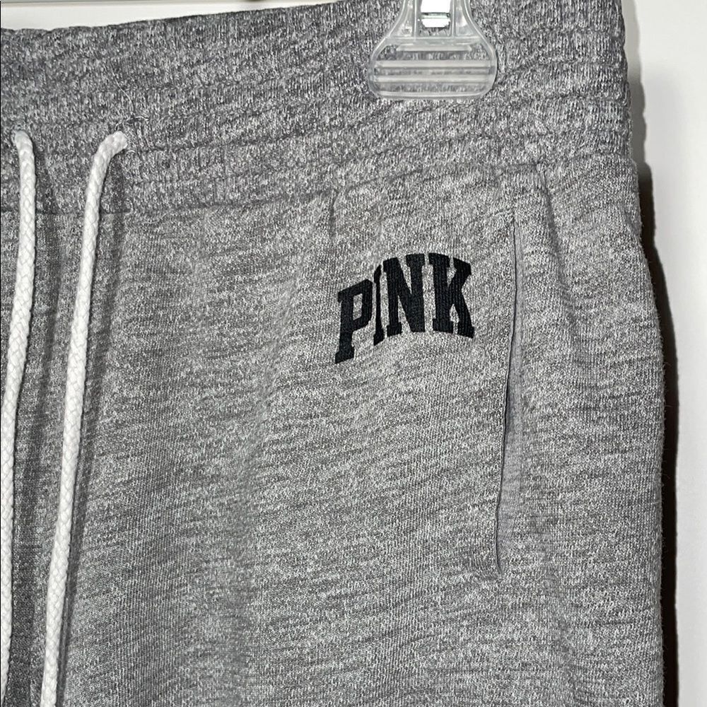 PINK Victoria's Secret Women's Gray Shorts - Picture 2 of 6